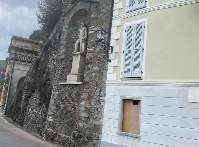 Apartment In Erster Seelinie In Morcote